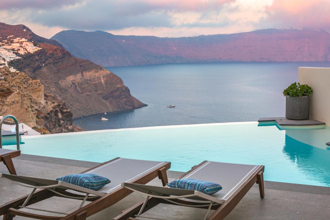 Santorini Suites